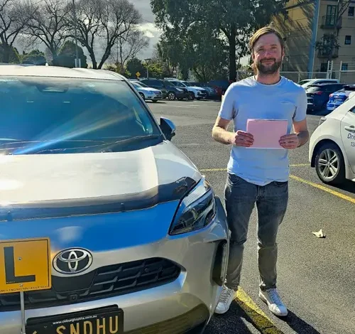 Carlton VicRoads test day package with warm-up lesson and car hire