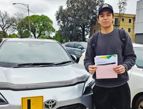 Automatic driving lesson through Melbourne CBD streets