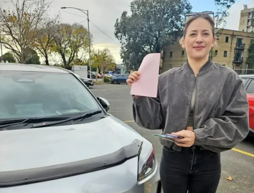 Experienced automatic driving instructor teaching in Melbourne